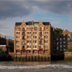 London, Oliver's Wharf